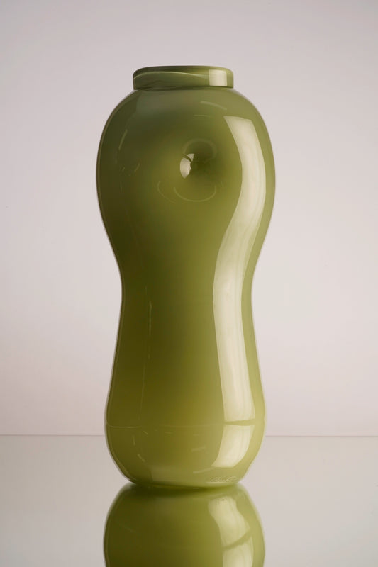 Olivi Vase