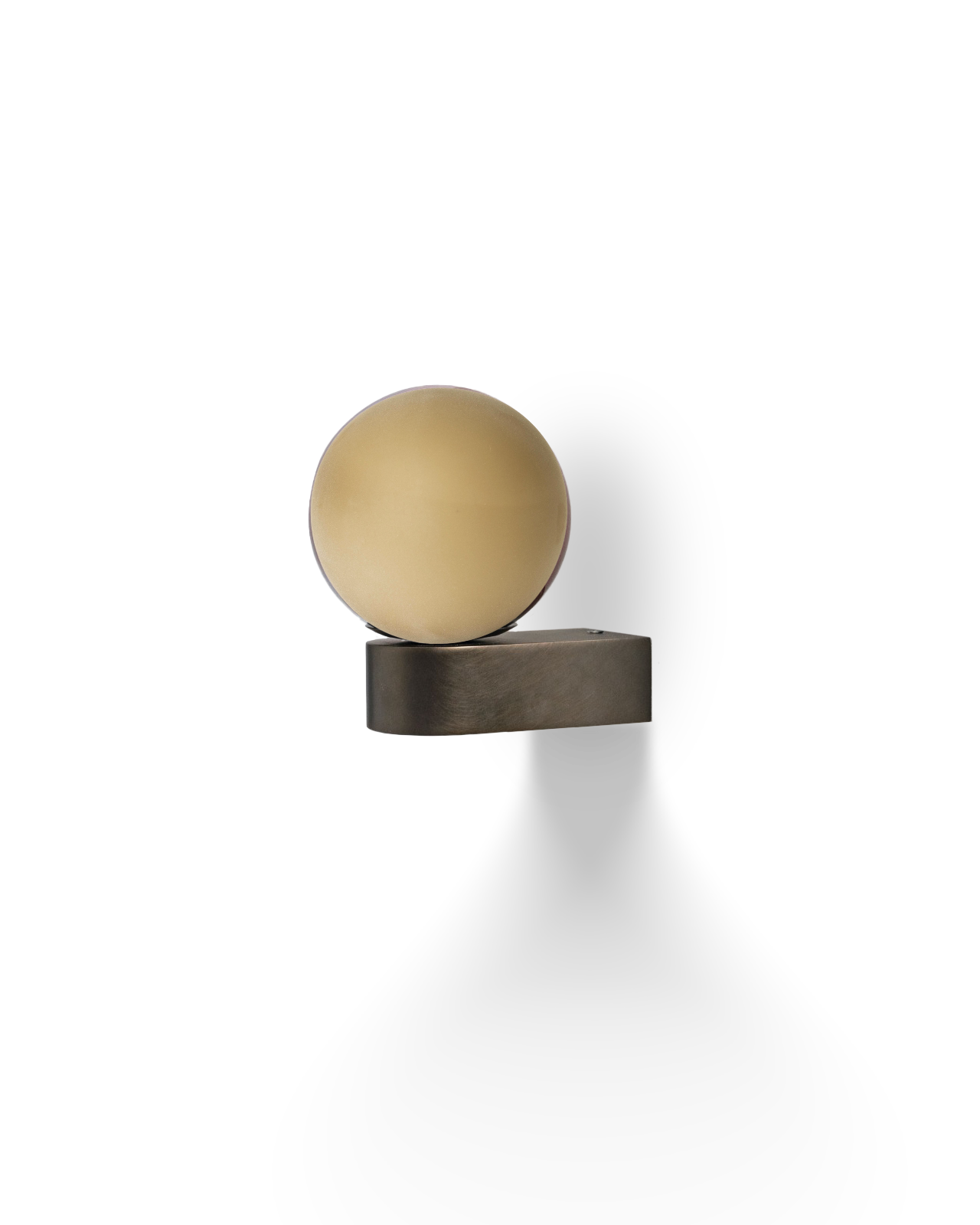 The Uno Wall Light